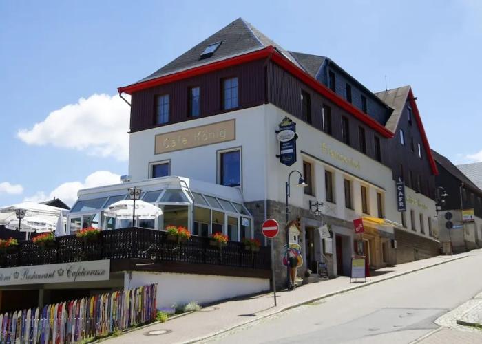 Pension und Café König