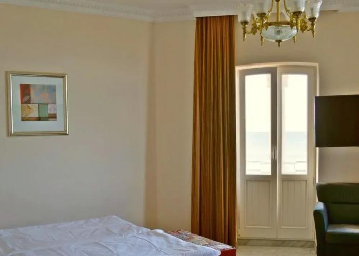 Meergut Hotels
