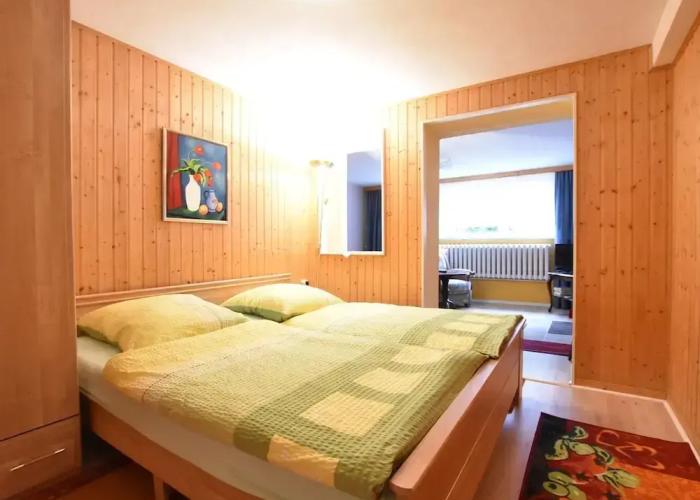 Moderne Ferienwohnung in Kuehlungsborn im Gruenen