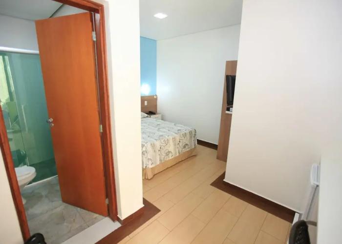 Oly Plaza Hotel