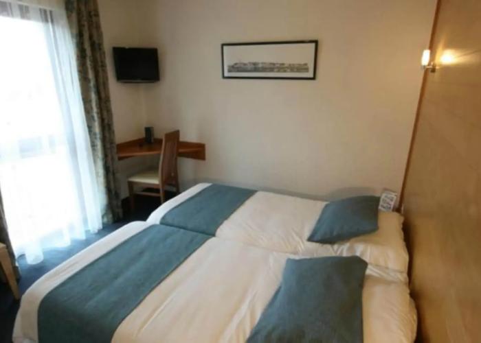 Brit Hotel Le Branhoc