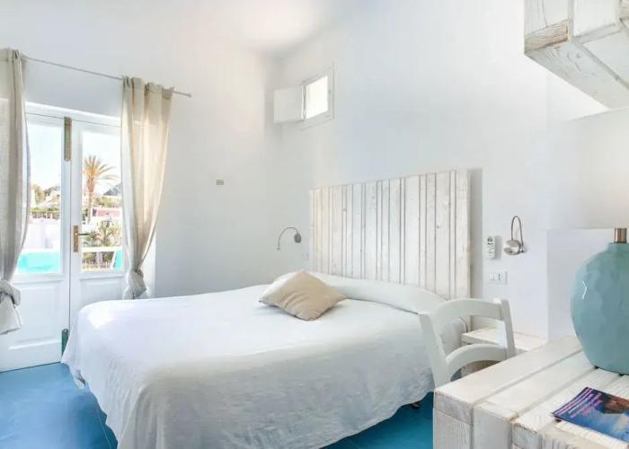 Hotel Eunymos - Trattoria Da Francesco Panarea