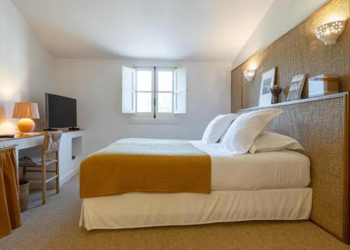 Le Moulin, Lourmarin, a Beaumier hotel