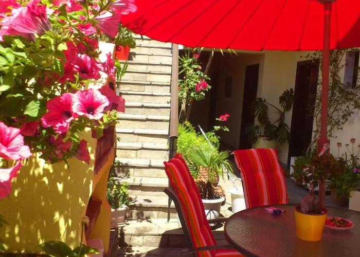 Hotel Petunia
