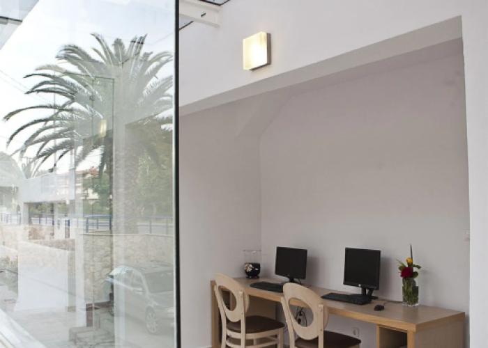 Porto Koufo Hotel
