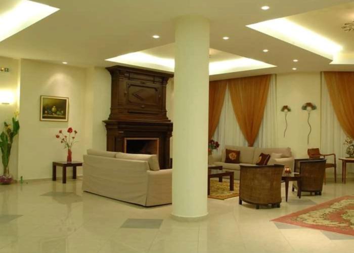 Porfi Beach Hotel