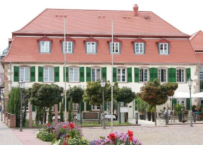 Schlosshotel Bergzaberner Hof