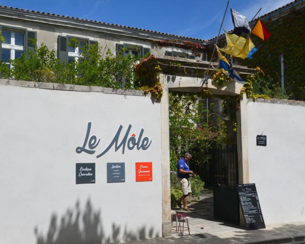 Le Môle