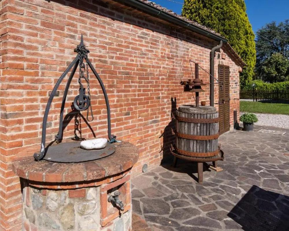фото Borgo Terrosi