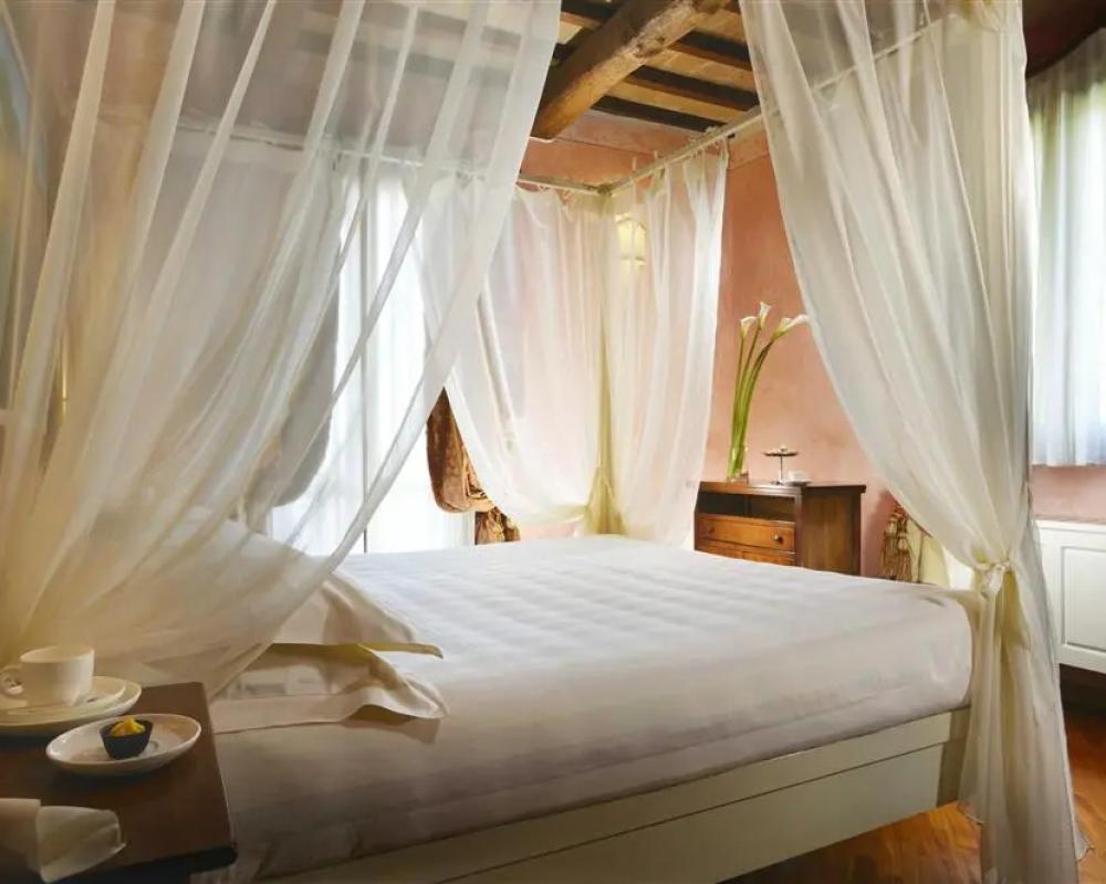 фото Borgobrufa Spa Resort Adults Only