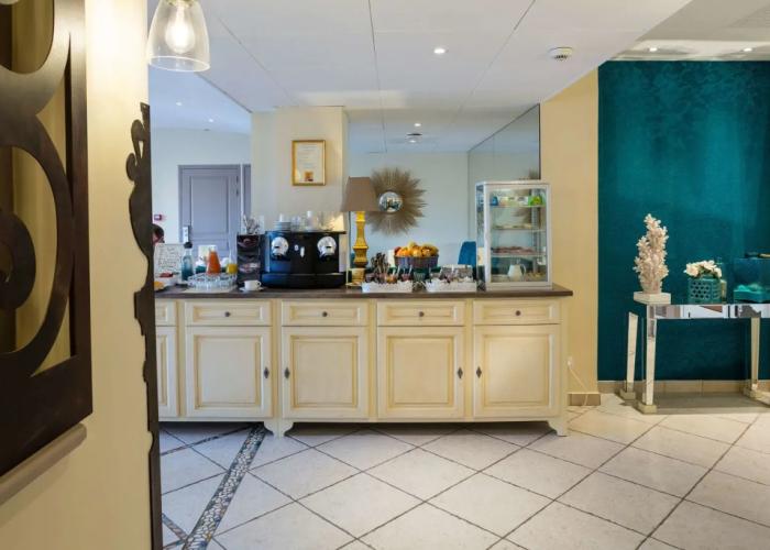 Le Suffren Hotel