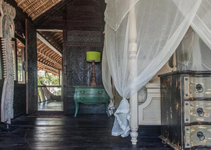 Most Exotic Beachfront Villa Keong