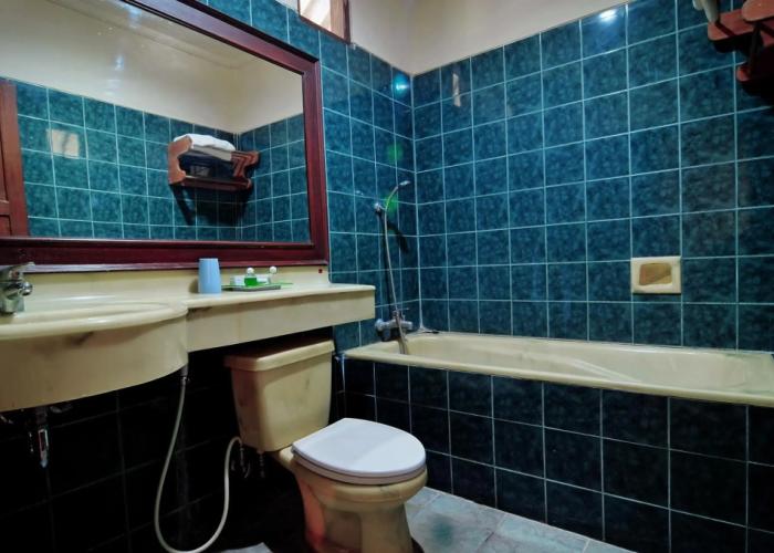 Dewi Sinta Hotel and Restaurant