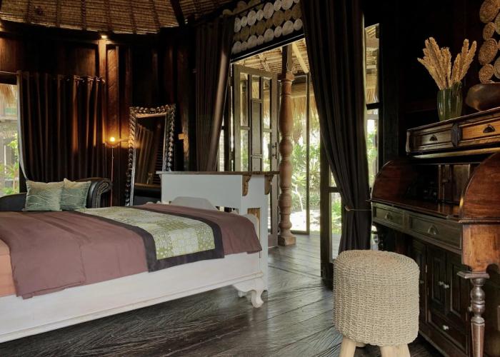 Most Exotic Beachfront Villa Keong