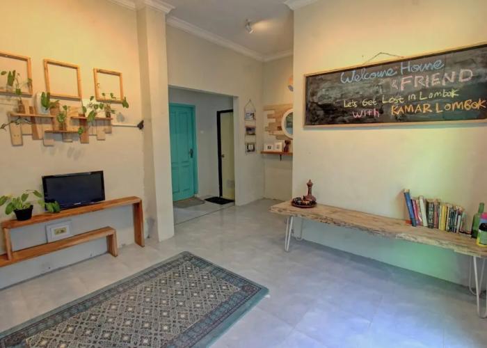 OYO 92825 Kamar Lombok