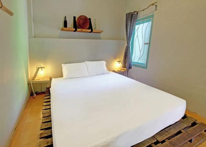 OYO 92825 Kamar Lombok