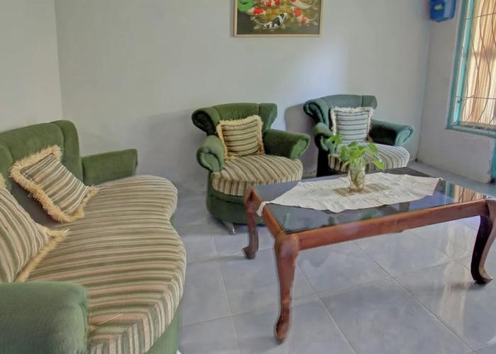 OYO 92825 Kamar Lombok