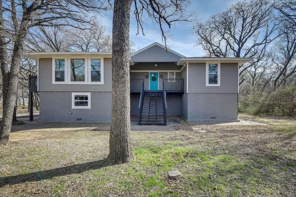 Modern Flower Mound Home < 2 Mi to River Walk