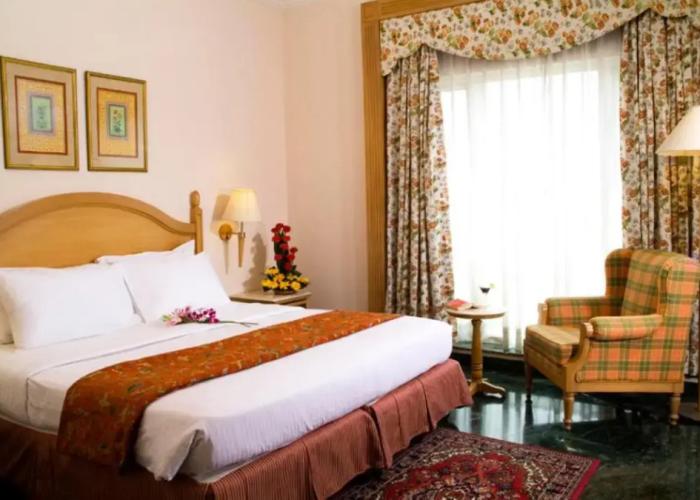 Savoy Suites Noida