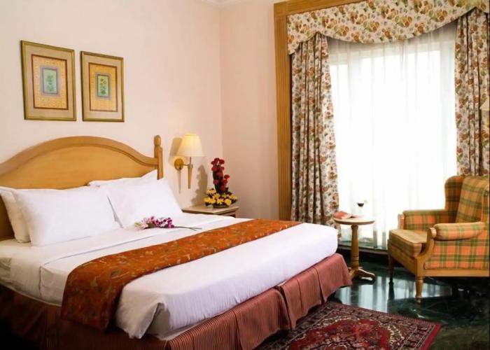 Savoy Suites Noida