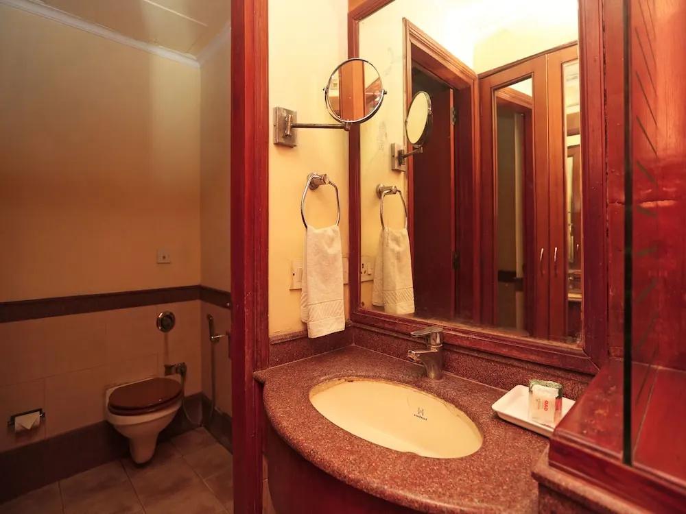 фото Nirula's Hotel