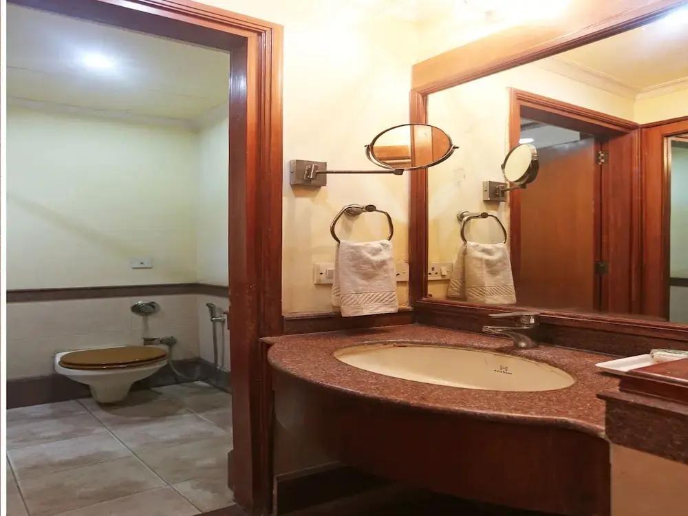 фото Nirula's Hotel