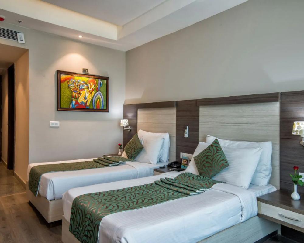 фото Hide Away Suites