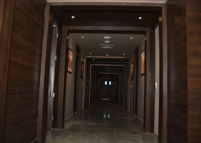 Hide Away Suites