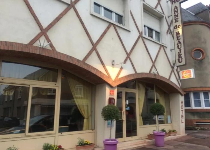 Hotel Anne de Beaujeu