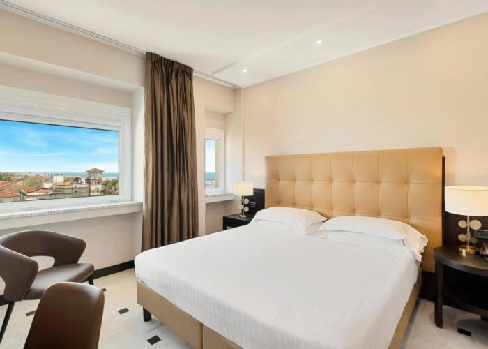 Hotel Excelsior