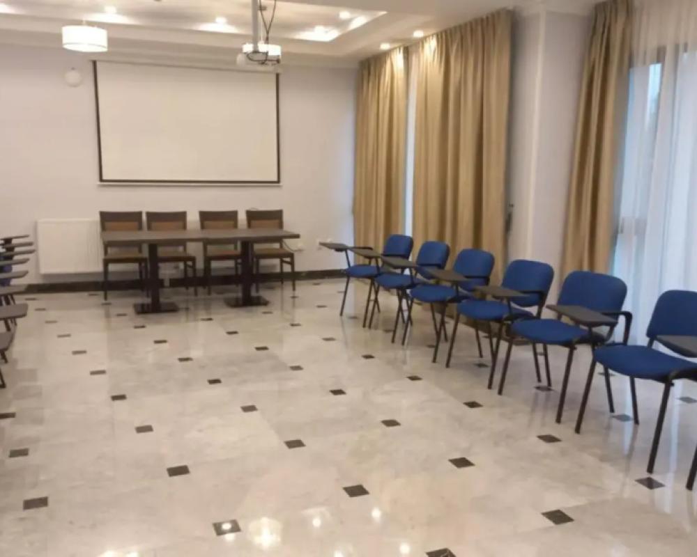 фото Hotel Sarmis