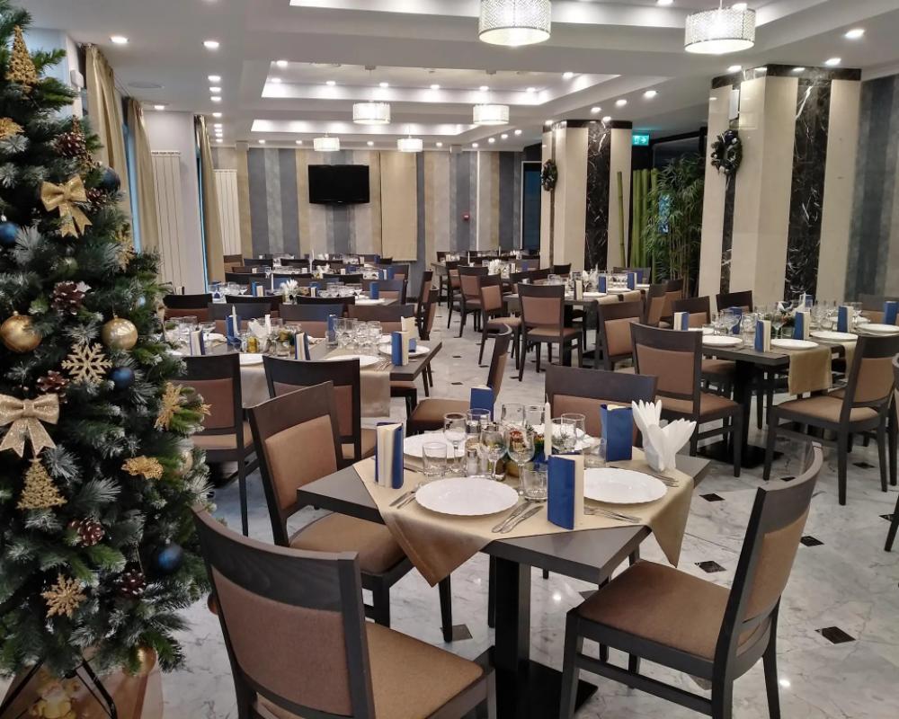 фото Hotel Sarmis