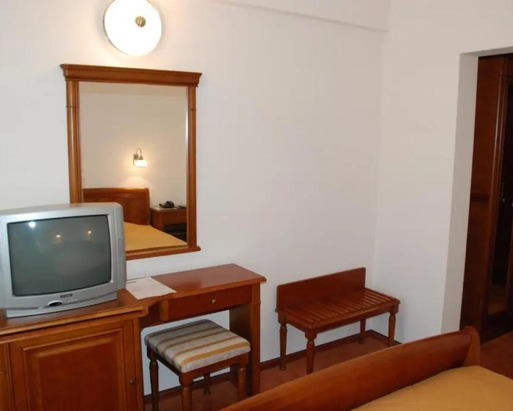 фото Hotel Sarmis