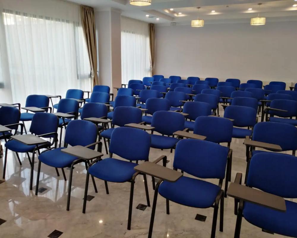 фото Hotel Sarmis