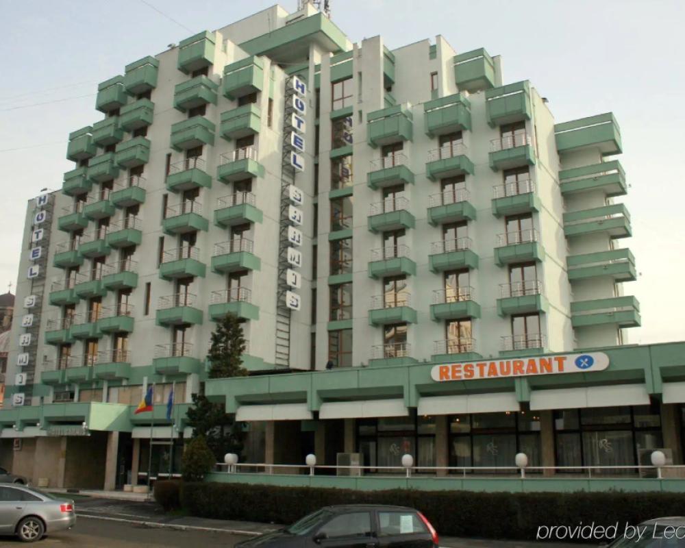 фото Hotel Sarmis