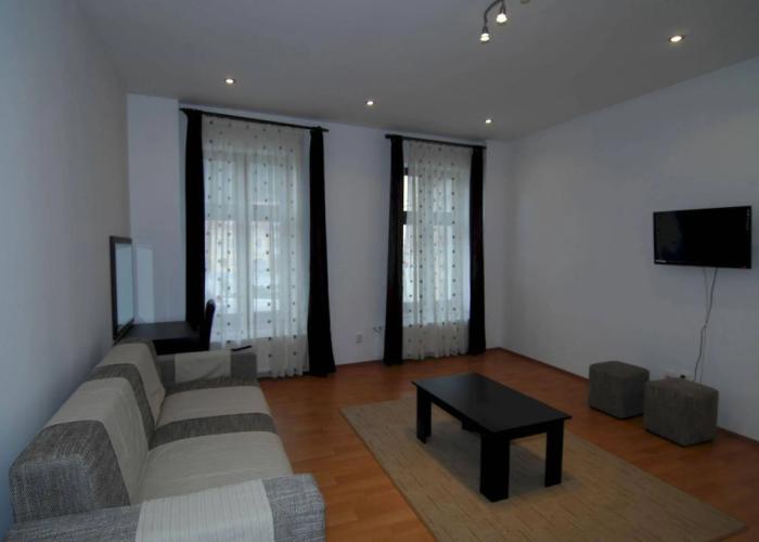 Main Square Apartments & More