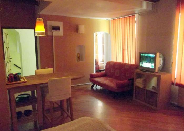 Main Square Apartments & More