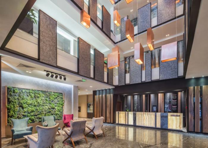 Sky Blue Hotel & Spa