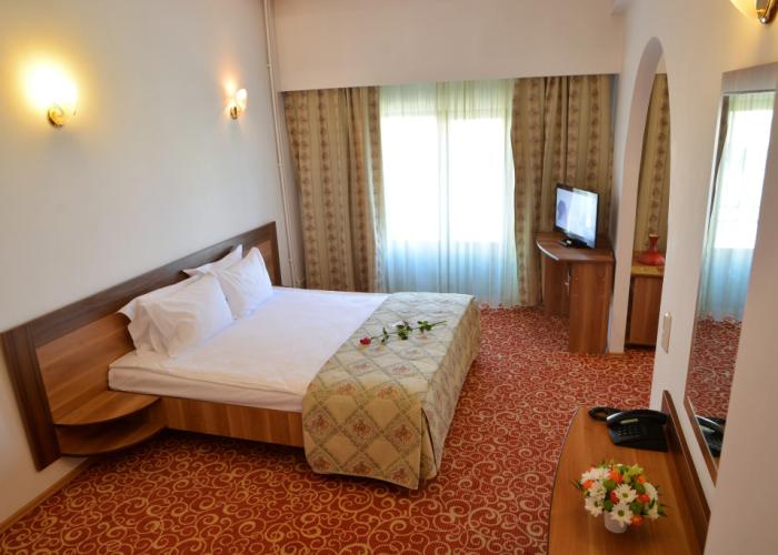 Central Hotel