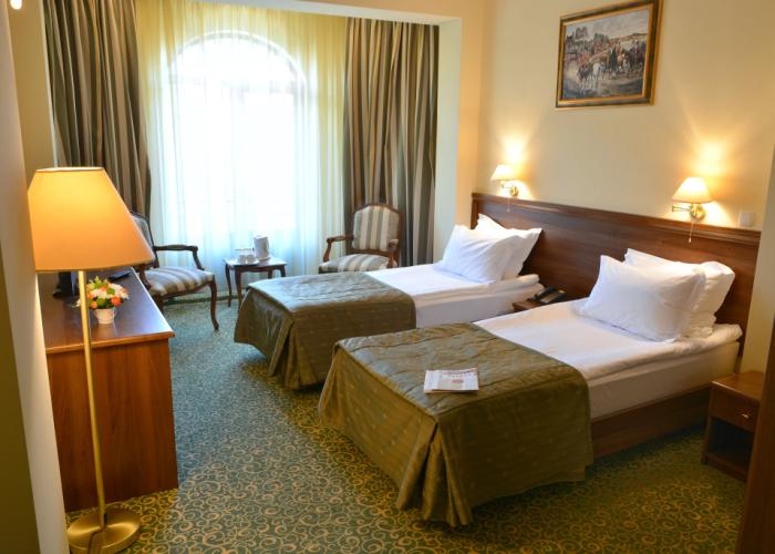 Central Hotel