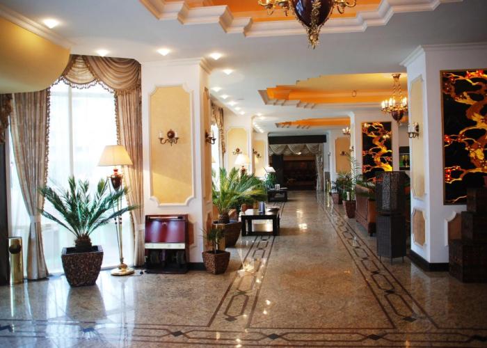 Prahova Plaza Hotel
