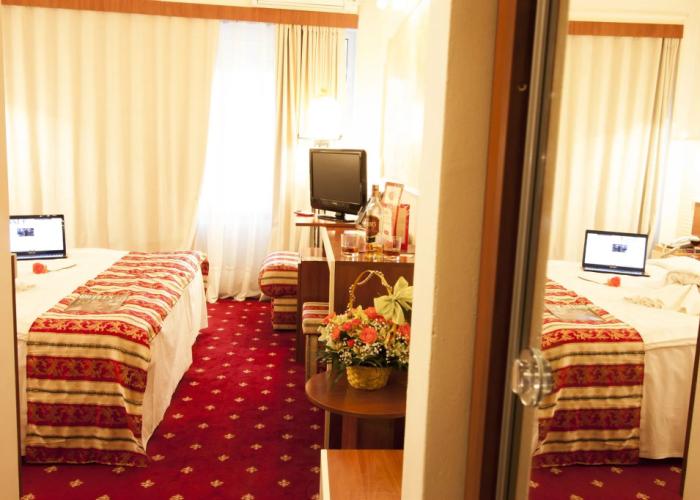 Prahova Plaza Hotel