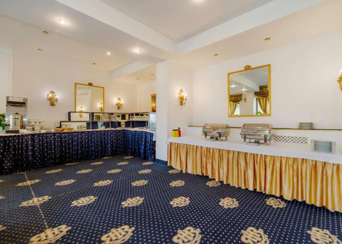 Hotel Cetate