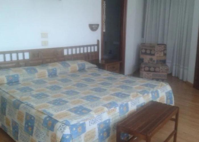 Hotel Puente Romano