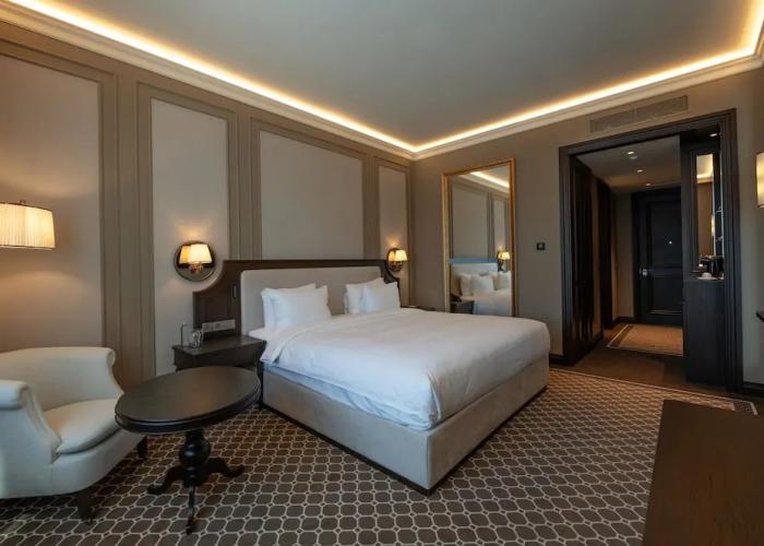 GoldenEye Hotel & Casino