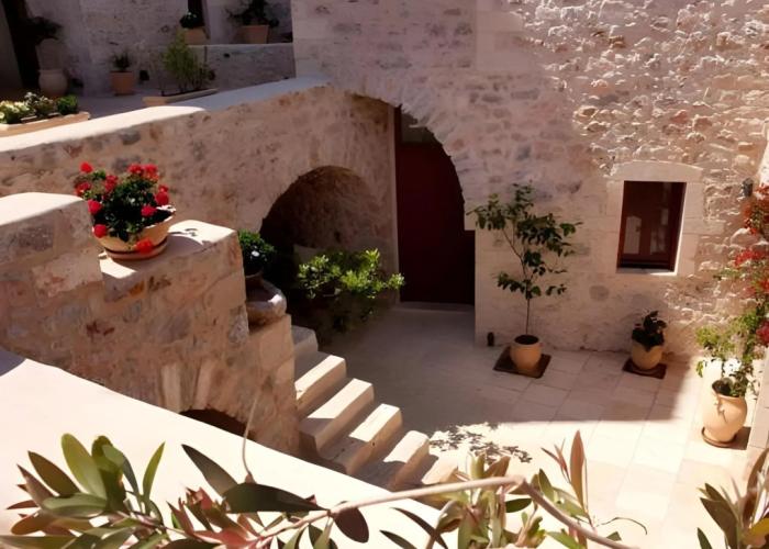 Pirgos Mavromichali
