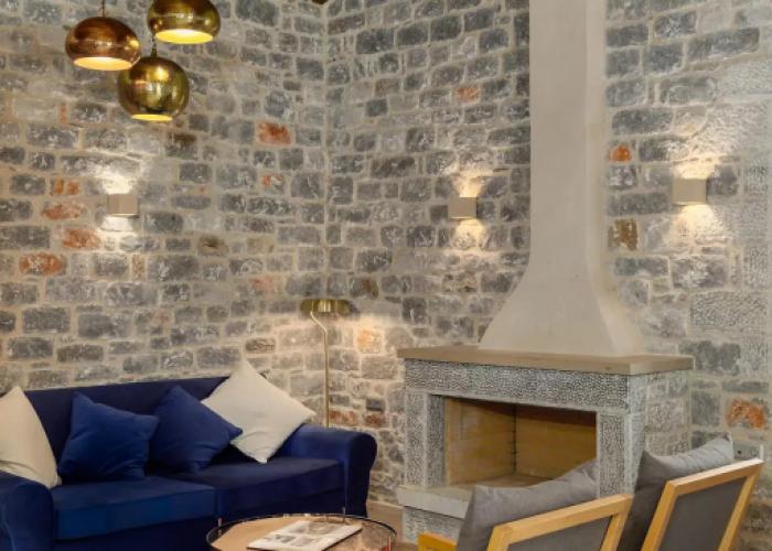 Trapela Limeni Luxury Suites