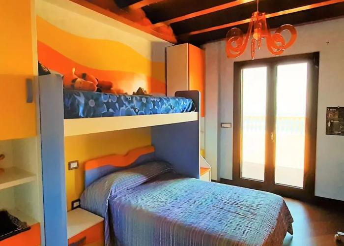 Divine Holiday Home in Giosa Marea with Sauna & Hot Tub