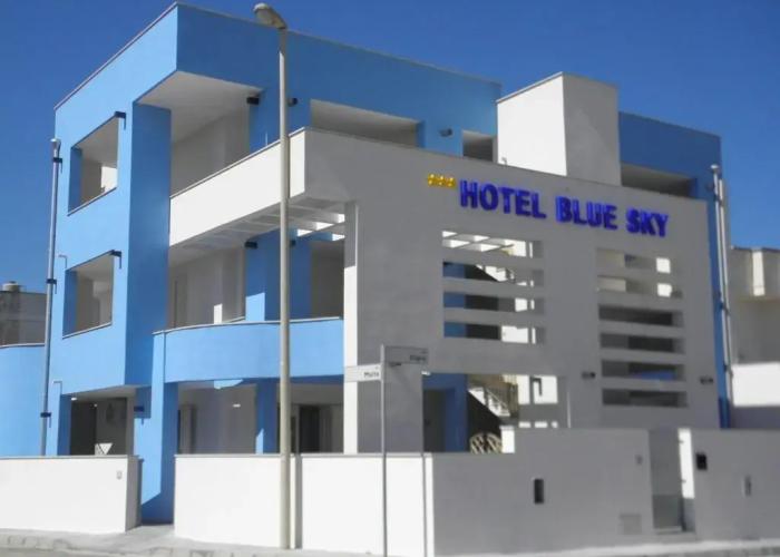 Blue Sky Hotel