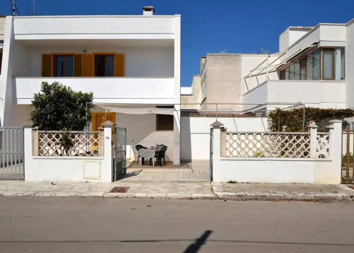 Air-conditioned Yoko Holiday Home for 5 Guests